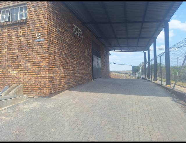 380M² WAREHOUSE TO LET IN NELSPRUIT INDUSTRIAL